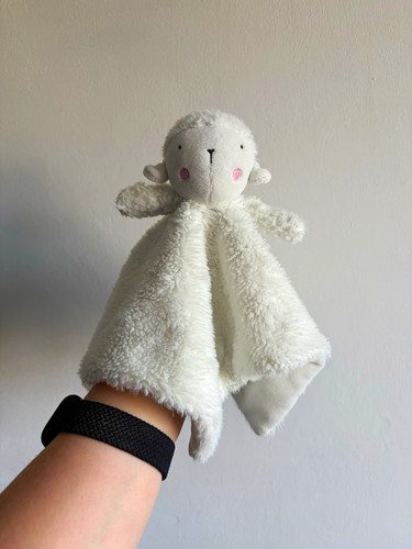 White fluffy sheep - white,