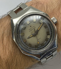 VINTAGE ZENITH DEFY AUTOMATIC