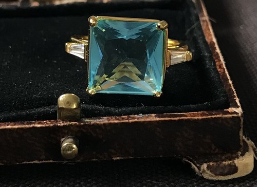 Vintage style jewellery blue - vintage,