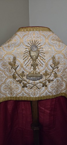 Beautiful humeral veil - humeral,