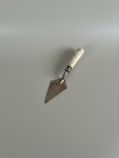 Vintage 6 Inch Row Cake Slice