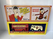 Corgi Comic Classics Diecast Morris J Van AEC Bus Boxed Minnie Bash Street Kids