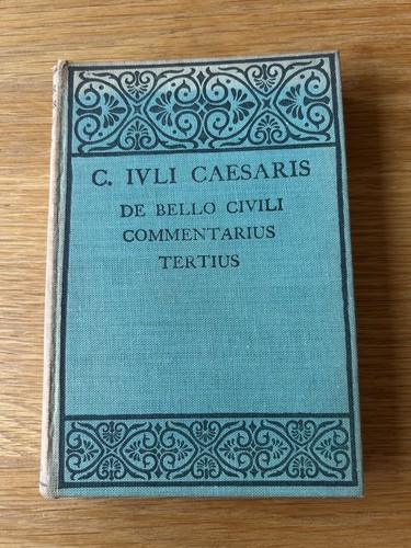 The commentaries julius - commentaries,