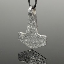 SUPERB ANCIENT VIKING SILVER MJOLNIR THORS HAMMER PENDANT - CIRCA 9th/10thC (T1)
