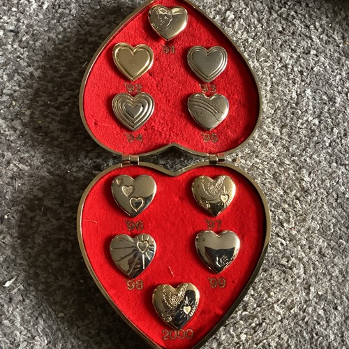 Heart shaped box variety - heart-shaped, 10