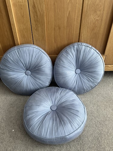 Next three polyester viscose - three, polyester/viscose
