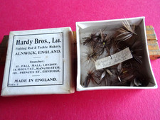 BOX OF HARDY J.J.H. GREENWELL ARTIFICIAL TROUT FLY LURES IN ORIGINAL BOX