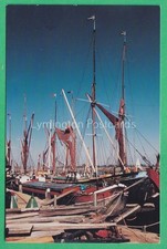 🌞BARGES AT HYTHE QUAY