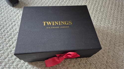 Twinings tea gift box - tea,