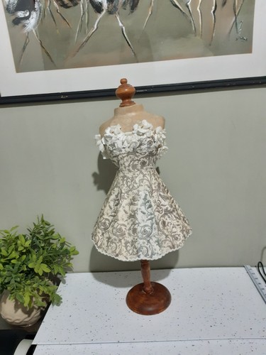 Desktop female mannequin for - desktop,