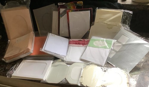 Joblot sizes shapes - , sizes,shapes,colours