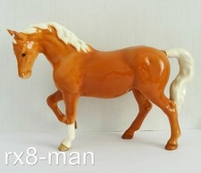 VINTAGE BESWICK PALOMINO STOCKY JOGGING MARE MODEL No.855 THIRD VERSION