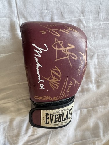 Boxing glove signed - boxing,