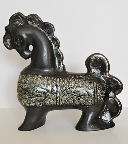 Celtic newlyn pottery - pottery, horse