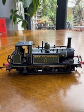 Hornby R2100 SR 0-6-0 Terrier Locomotive "No 11" - Boxed, Great Condition