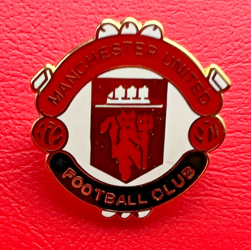 Enamel manchester united c - manchester,