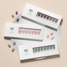 Meamora Nail On Press On Salon