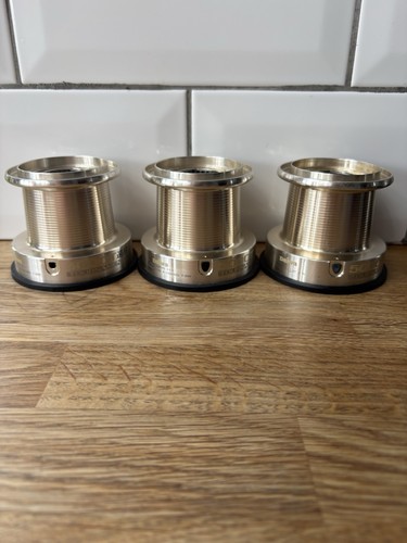 Daiwa tournament 5000t - 5000t, spools