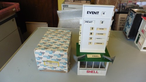 Very good vintage - good, scalextric