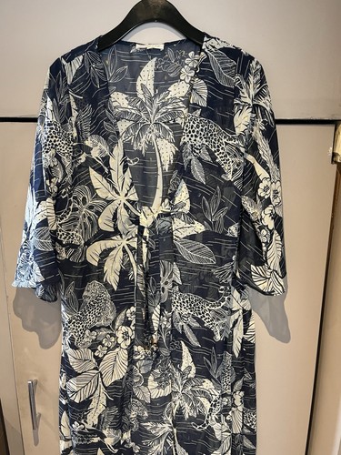 Stunning beach cover - f&f,
