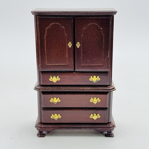 Dollhouse miniature queen anne - queen,