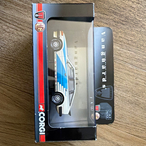 Corgi vanguards rover - corgi,