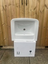 VITRA BRAND NEW SEMI PEDESTAL SINK IN WHITE
