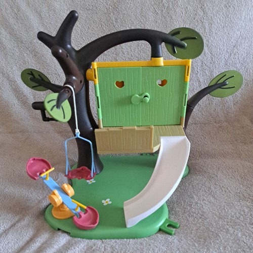 Peppa pig tree house - pig,