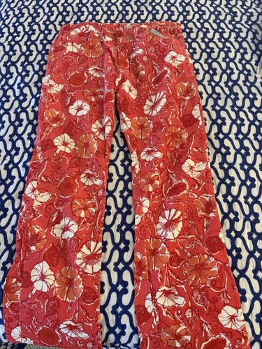 Never worn vintage 1970s - never, lilly