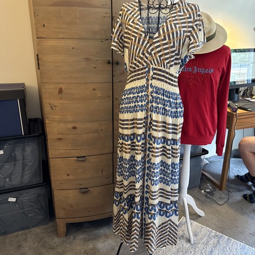 Fashion dress one - up, to