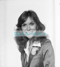 KAREN CARPENTER Portrait -