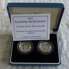 2001 QE2 75th BIRTHDAY 2 x £1