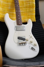 Fender  Japan Souichiro