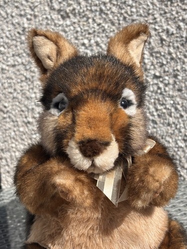 Charlie bears antic - charlie, chipmunk