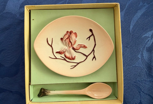Boxed carlton ware magnolia - boxed,