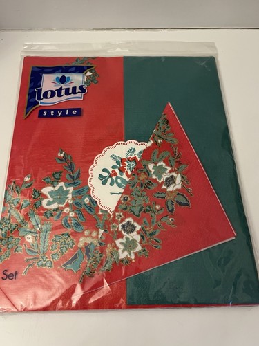 Red tablecloth napkins - tablecloth,