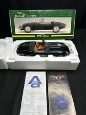 AUTOART JAGUAR E-TYPE ROADSTER