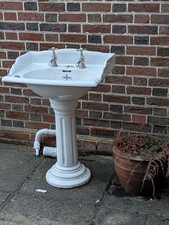 sanitan pedestal washbasin