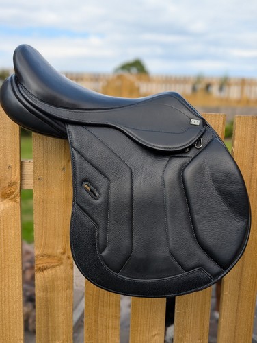 Gfs monarch premier jump - monarch,