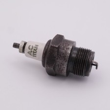 Vintage Spark Plug AC TITAN
