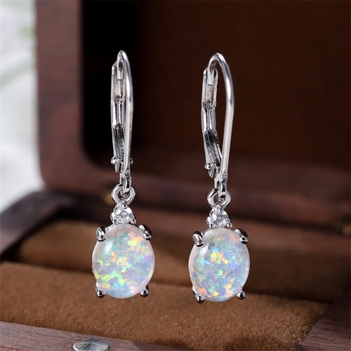 White blue opal - white,
