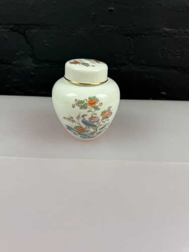Wedgwood kutani crane - wedgwood,