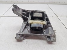 Peugeot Expert MK3 Vauxhall Vivaro 1.5 HDi Engine Mount Bracket Driver Side