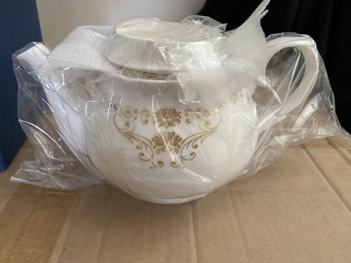 English heritage tea pot - heritage,