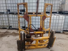 Vertical Round Bale Grab For 2 Bales JCB Brackets