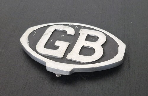 Vintage badge cast - gb,