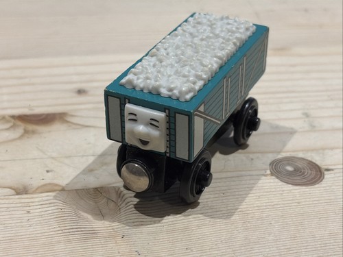 Thomas wooden railway - wooden,