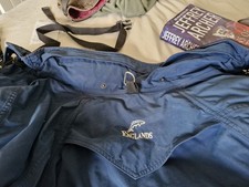 ENGLANDS WADING JACKET. MEDIUM