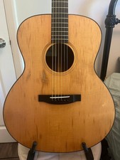 Beautiful Lakewood J-1 Jumbo All Solid Wood Acoustic Guitar - Rare, Discontinued