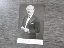 Ernie Wise Comedian ex Morecambe & Wise Comedy Duo Original Hand Signed Photo